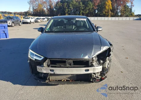 2017 Audi A4 Prestige из США, поврежденный, VIN WAUFNAF41HN040000